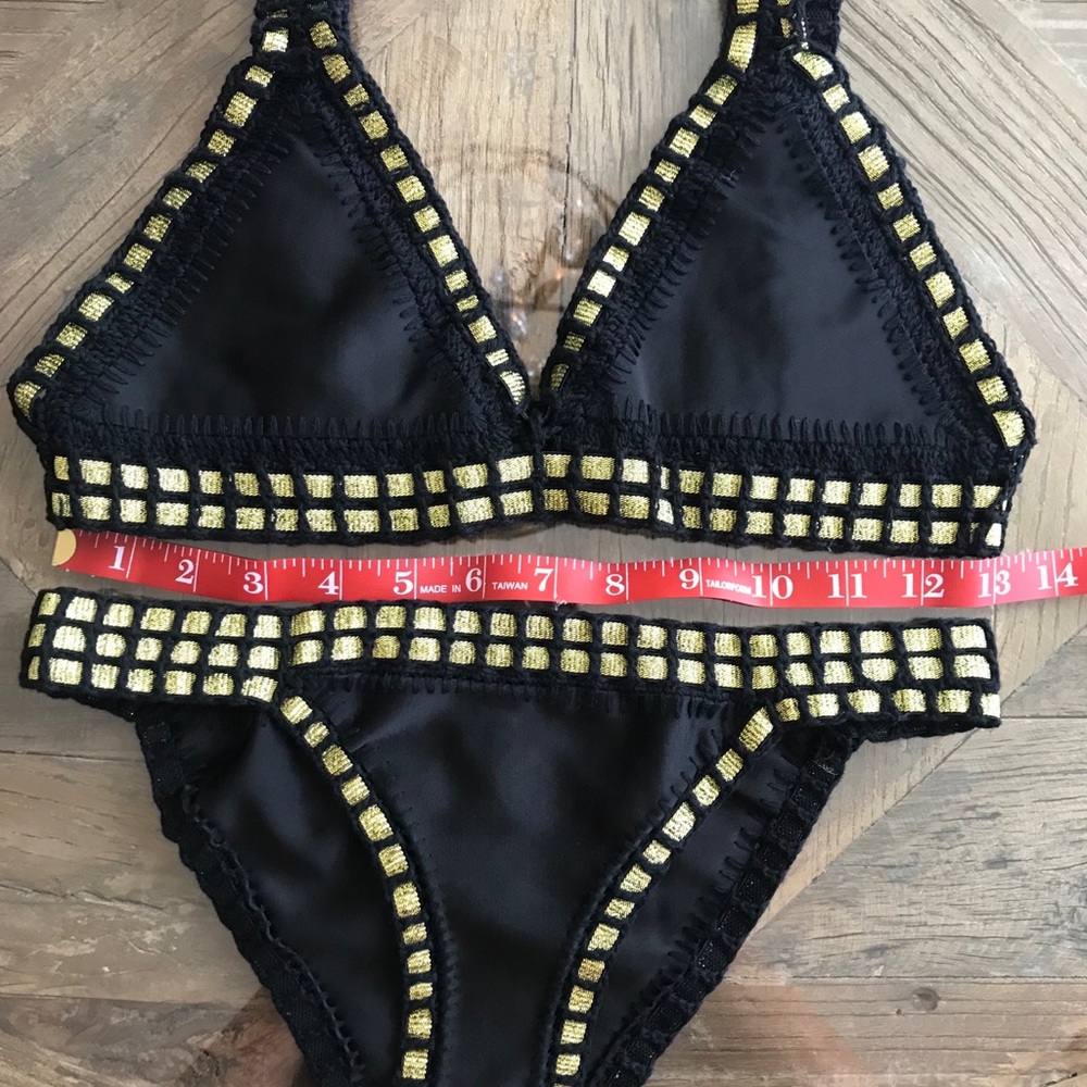 Black & Gold Bikini - Picture 5 of 5